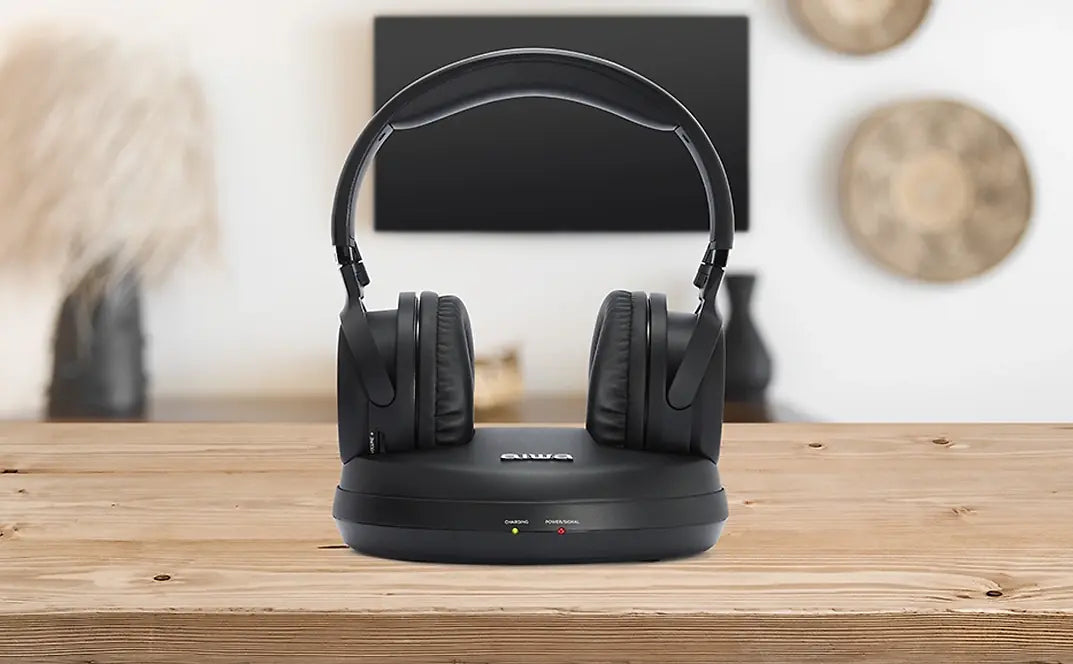 AIWA WIRELESS STEREO TV RF HEADPHONES
