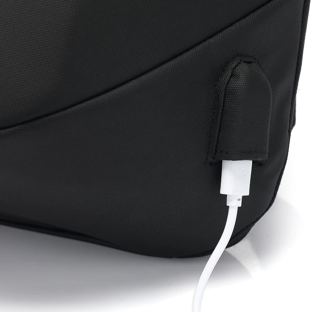 Τσάντα Αντικλεπτική Yenkee YBB 1501 15.6" 20L με TSA Κλείδωμα Ασφαλείας και Θύρα για Powerbank (43x32x16 cm) Μαύρη