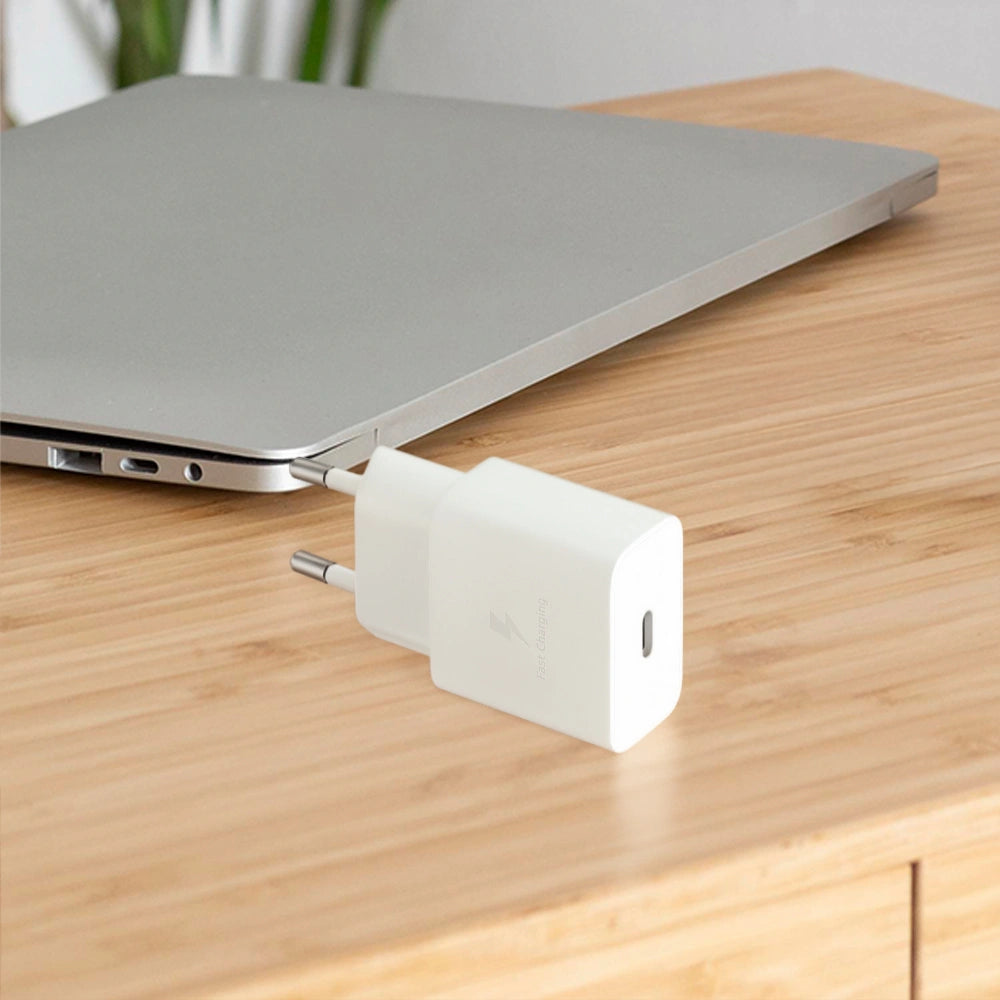 SAMSUNG USB CHARGER AND CABLE 15W WHITE